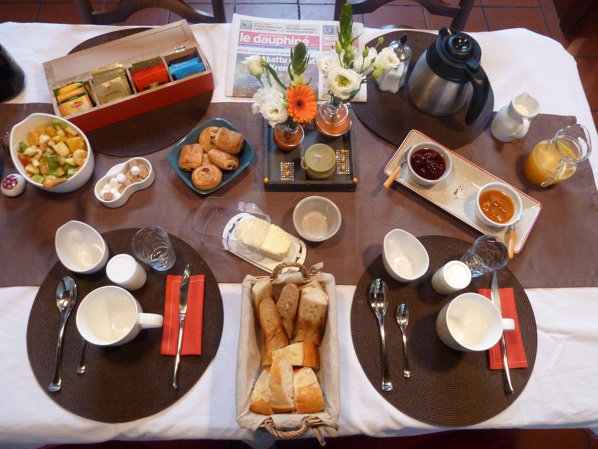 Kergio Bed and Breakfast Saint-Uze Buitenkant foto